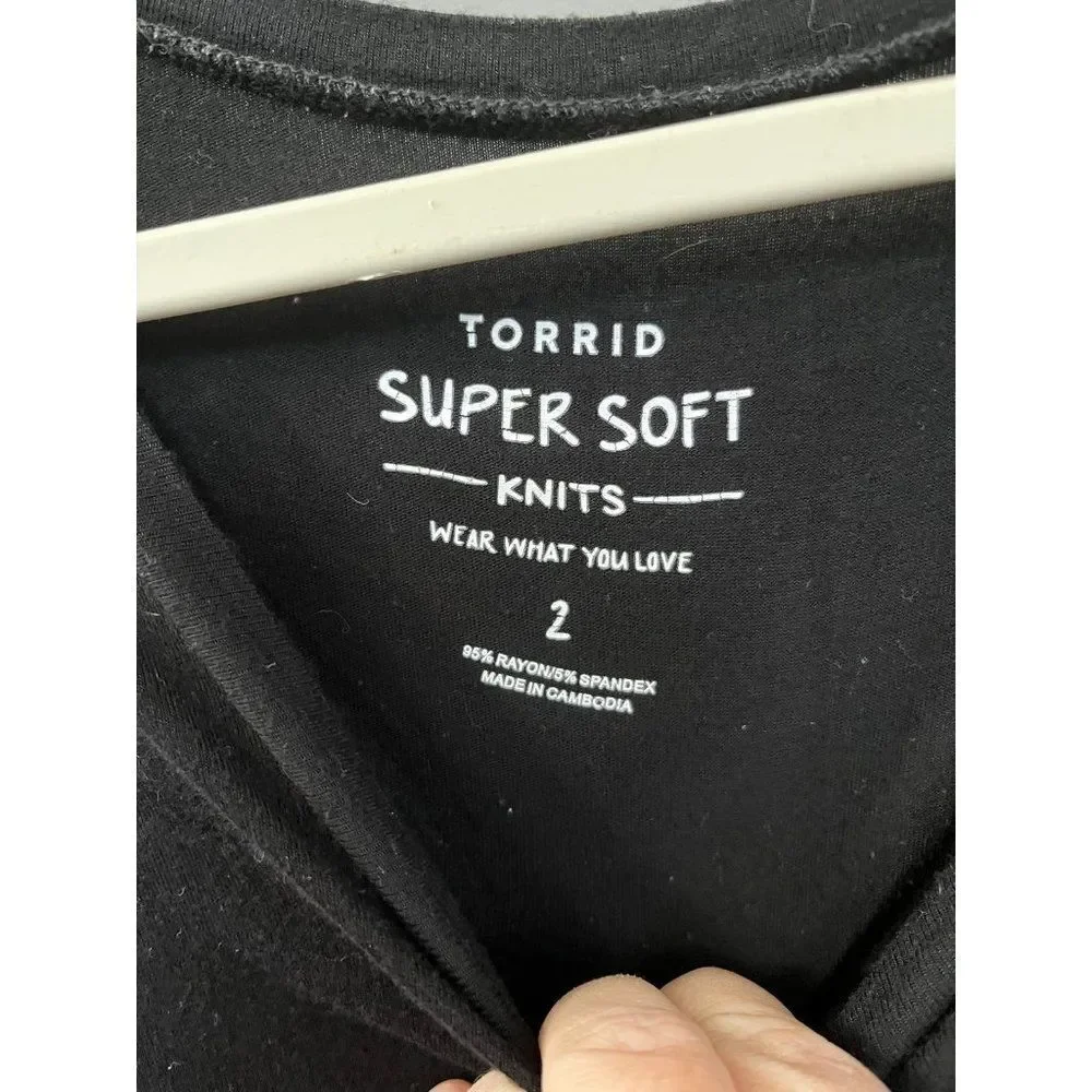 Torrid size 2 long sleeve super soft t shirt - Picture 2 of 3